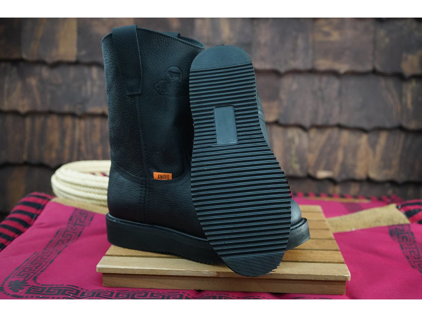 Angus Work Boot Black Laredo Black Bottom