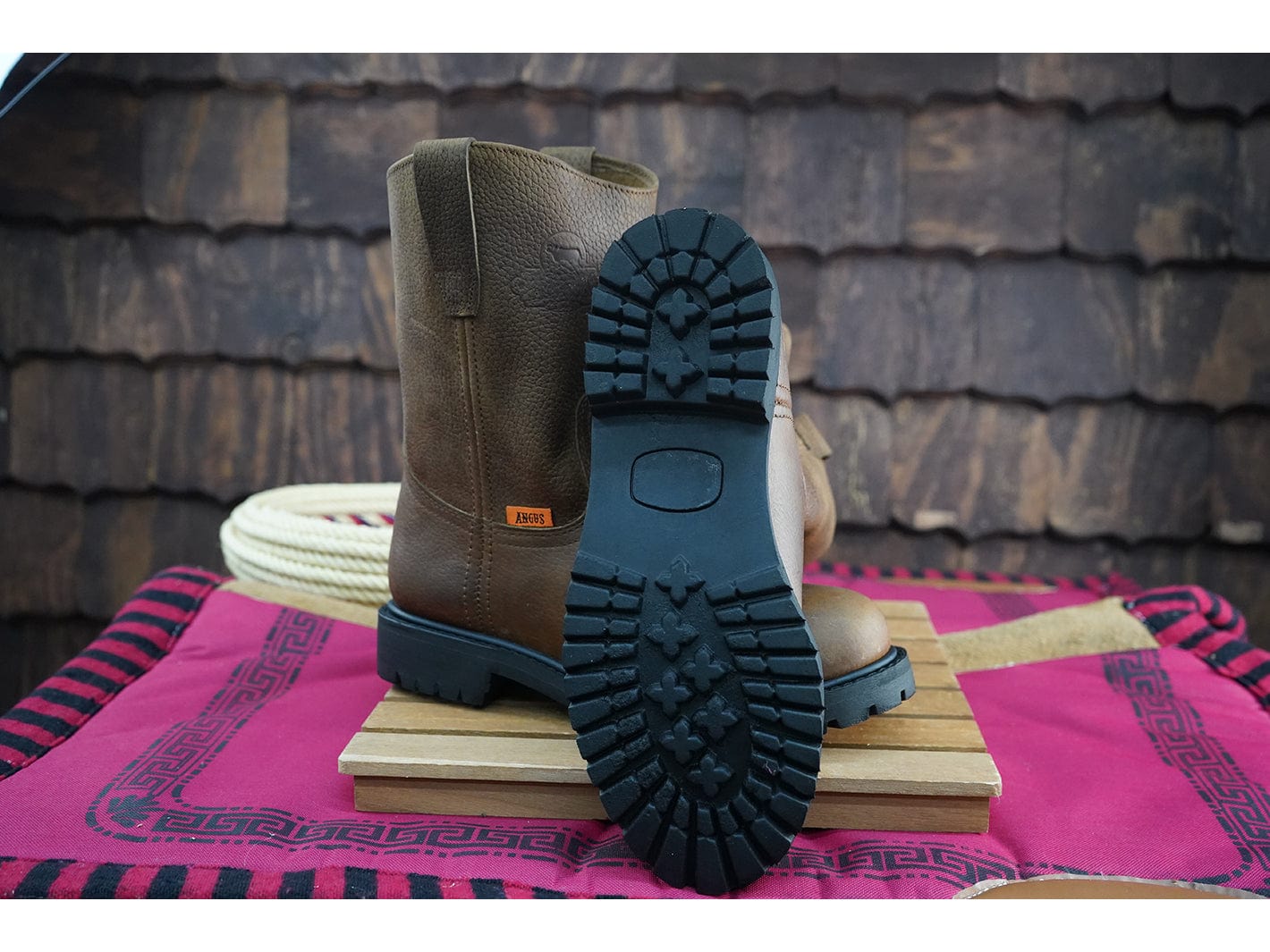 Angus Work Boot Tang Tractor Black Bottom