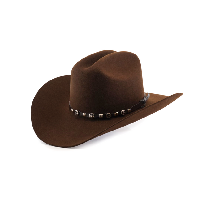 The 6X Sinaloa Brown is a felt cowboy hat adorned with a decorated band of metallic conchos and wide brim, celebrating Western heritage. Elegantly angled to the side, it is isolated on a white background as a symbol of cowboy tradition.