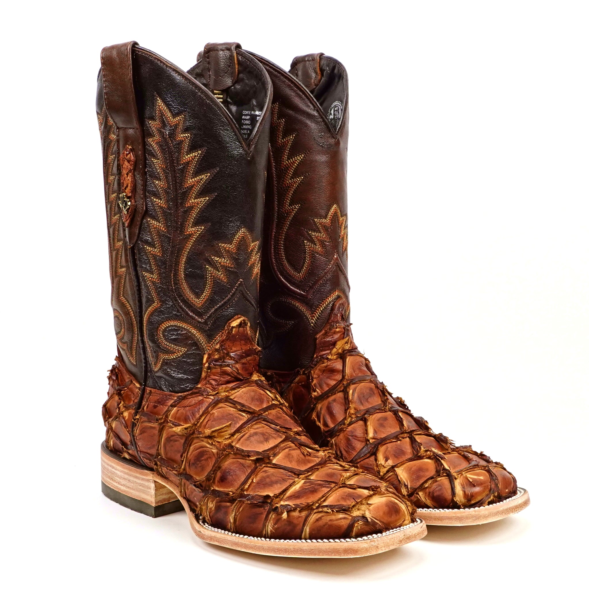 【亀太郎】MUKAVA 革靴 MU-909 DBR（プー201） Connor Pirarucu Fish Boots- Pecan - Square Toe (PZ60) – Gomez