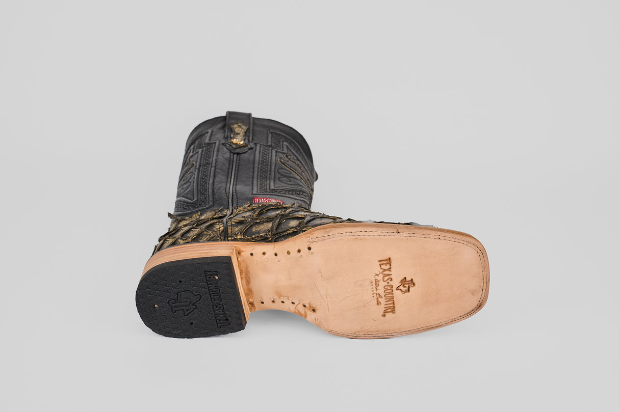 Conor - Rustic Antique - Square Toe