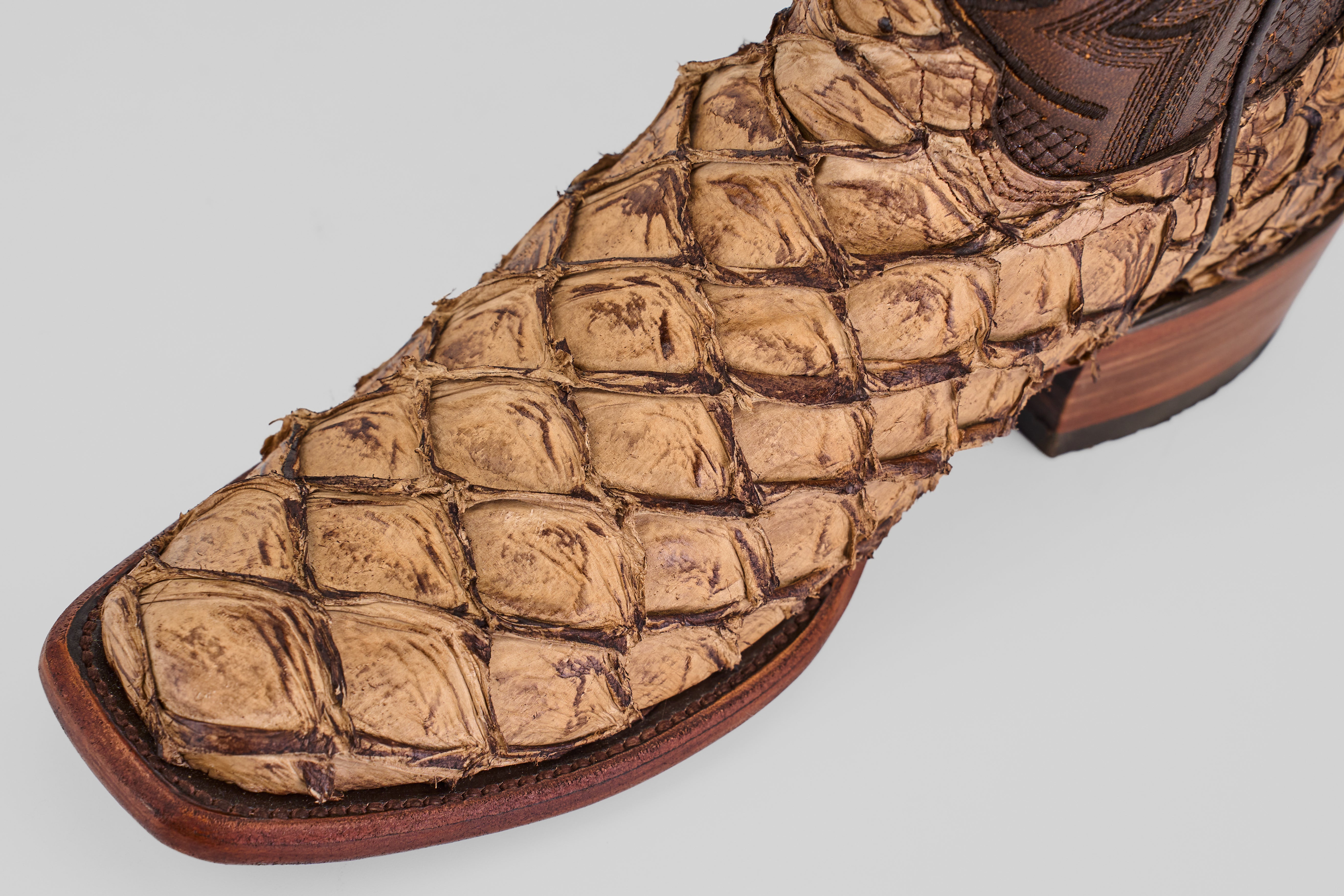 Conor Matte Orix Exotic Pirarucu Narrow Square Toe | Gomez Western