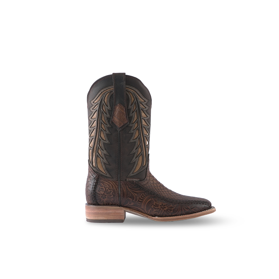 cowboy shoes men's- cowboy boots for ladies- men in cowboy boots- man with cowboy boots- ladies cowgirl boots- hat stetson- wolverine boot- western boots ladies- cowboy boots for men's- city of waco tx- boots womens cowboy- men's western boots- works shirts- women's boots cowgirl- white workwear shirt- rock revival jeans- mens cowboy shoes- bolo neckties- yeti cup- workers shirts- worker shirts- wolverine boots
