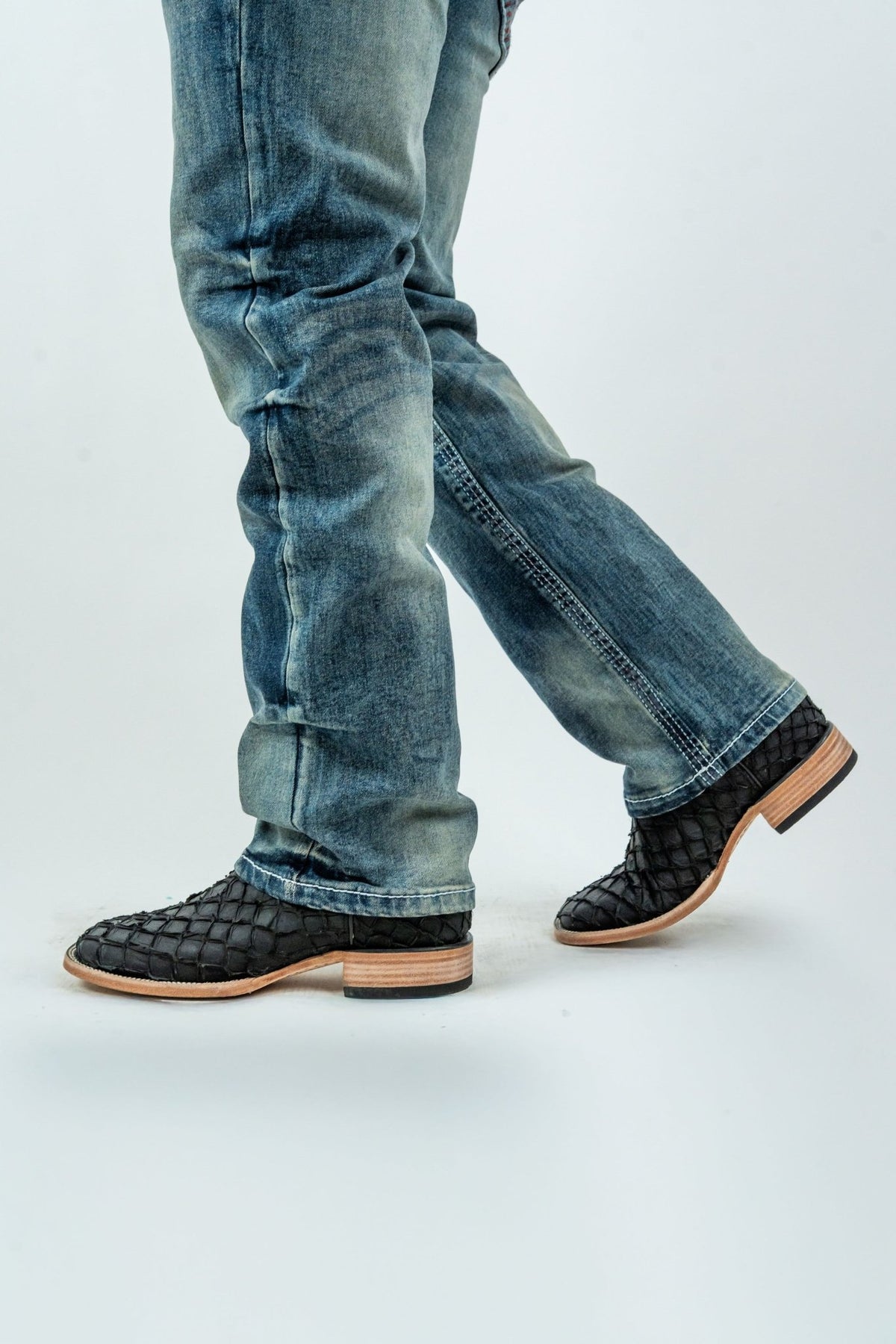 Men's Western Straight Fit Dark Blue Denim Jeans (RS-015) - Gomez Western Wear