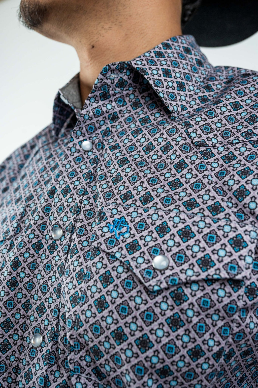 Texas Country - Gray Geometric Print Pearl Snap Long Sleeve Shirt (PS100L/T #1076) - Gomez Western Wear