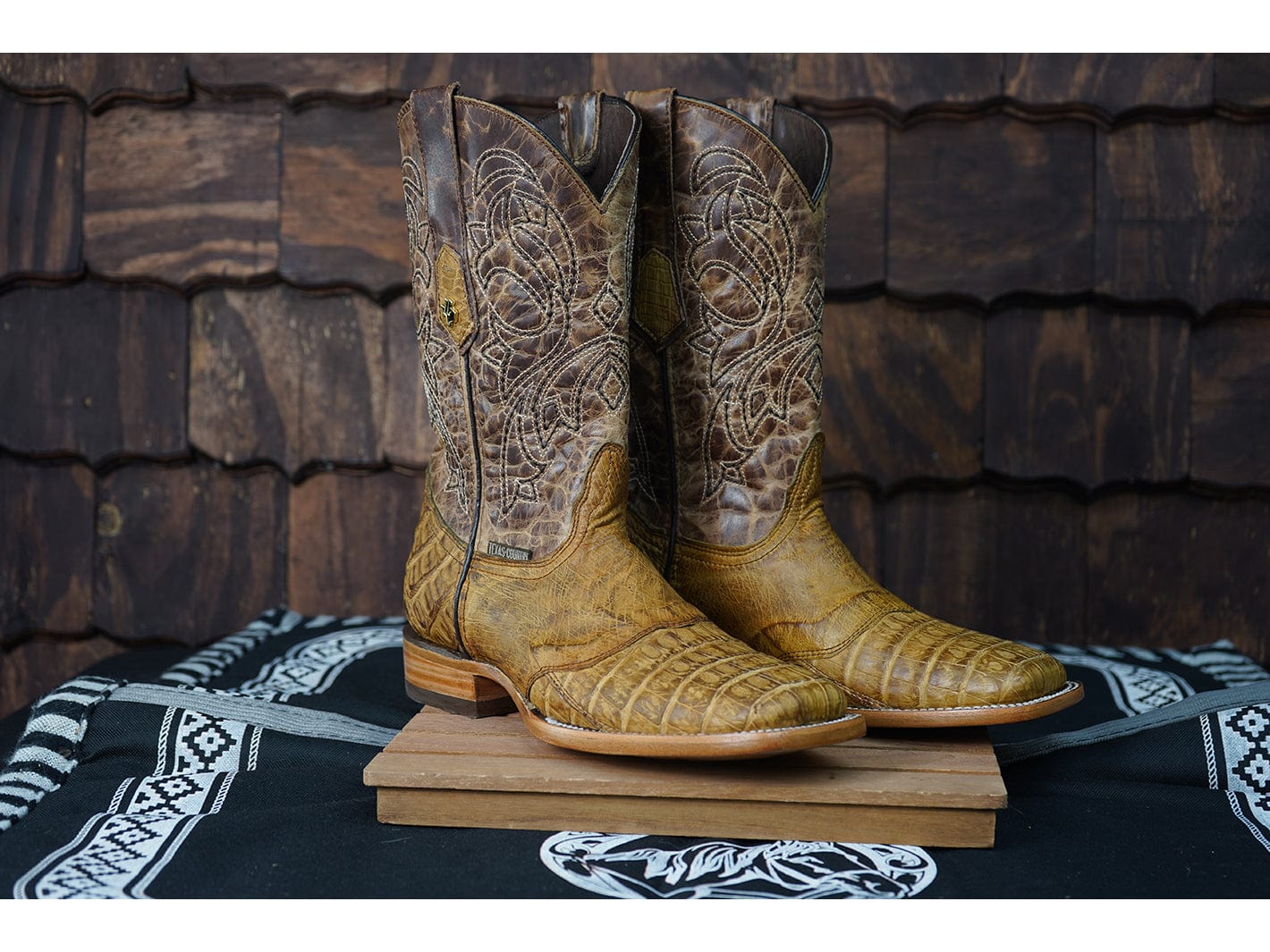 Texas Country Western Boot Caiman Cola Ext Miel Square Toe E05